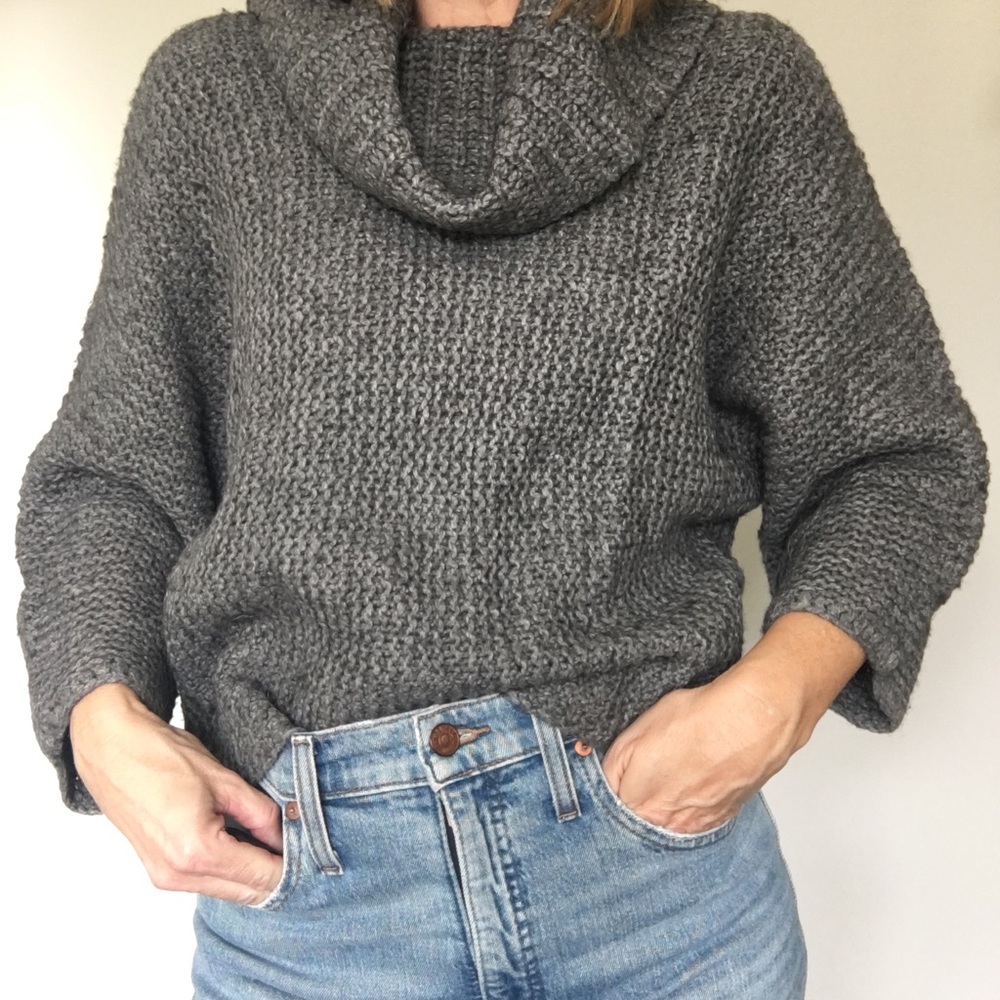 LOFT Cowl Neck Dolman Pullover Sweater, size Small ♥️